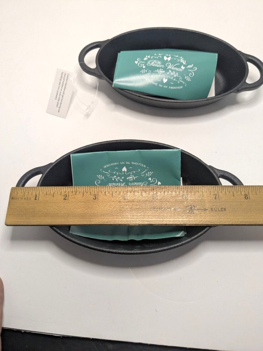 The Pioneer Woman 2 Cast Iron Oval Au Gratin Single Serve Baking Dishes New - Picture 4 of 5